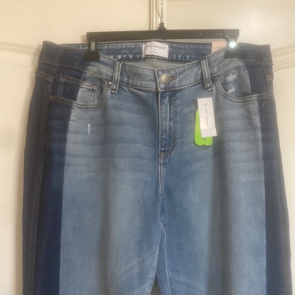 Lane Bryant Signature Fit Body Icon Straight Jean Two-Tone - Picture 5 of 7